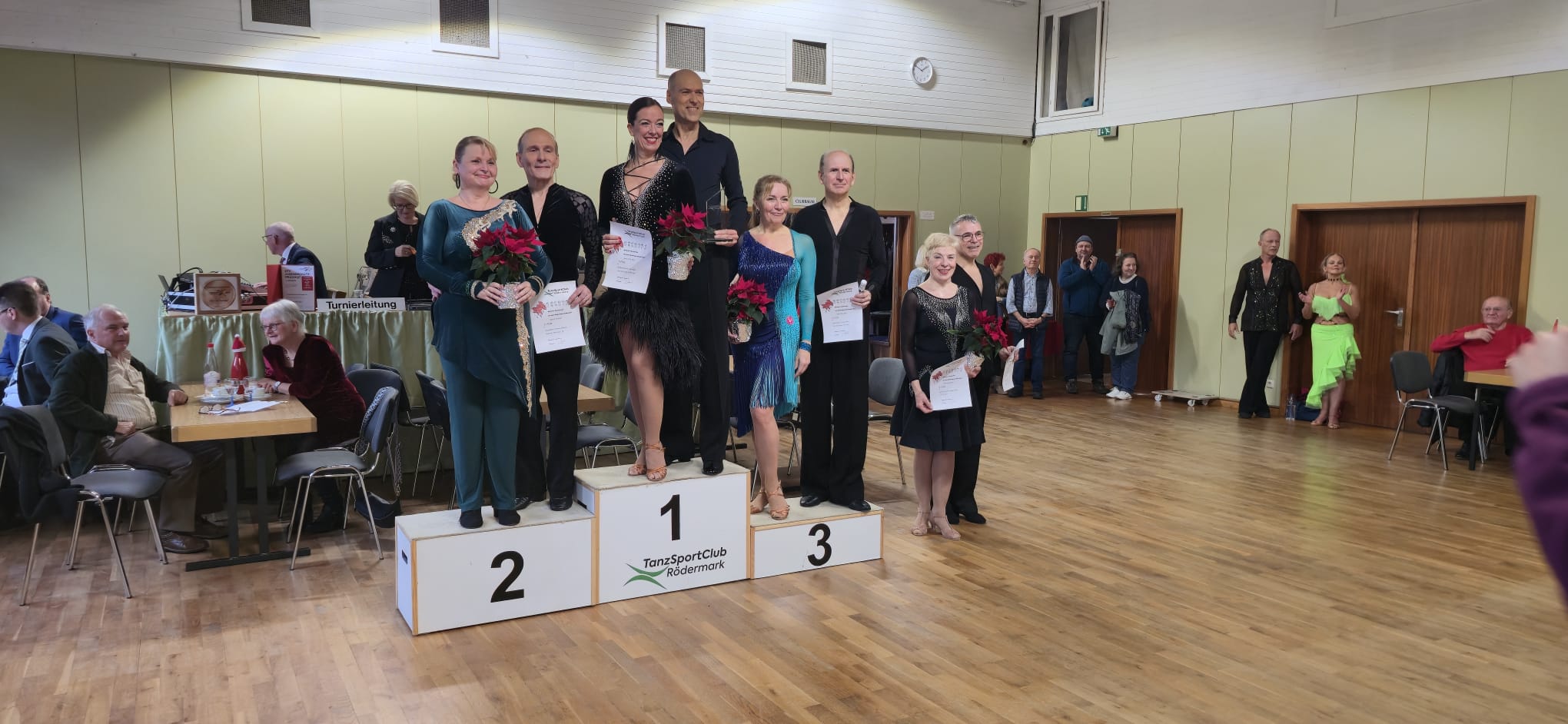 Horst und Denise Wenz holen den 3. Platz in Rödermark und steigen in die A-Klasse auf