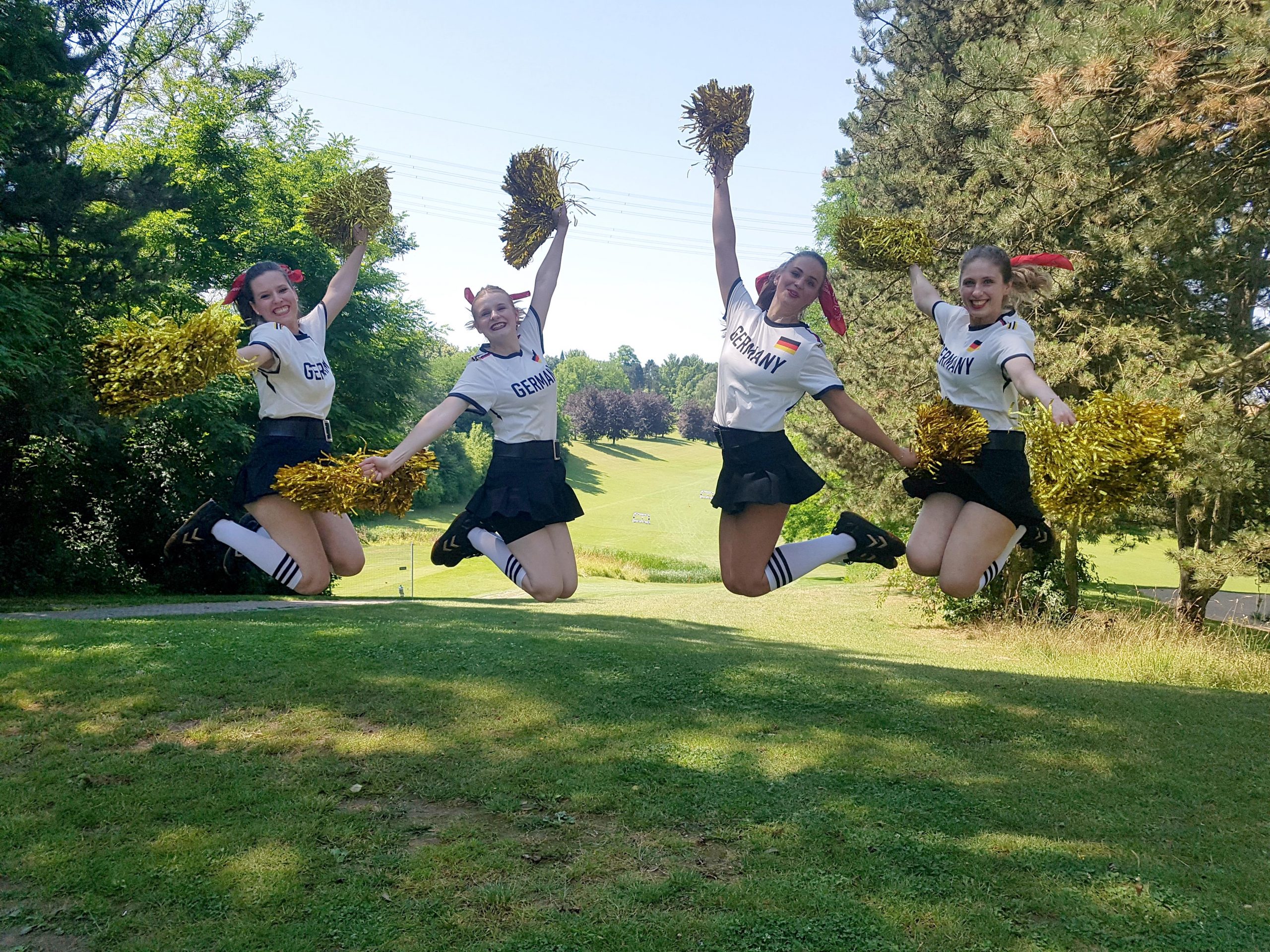 Sweet Diamonds und NoName 2026 auf dem Golfplatz